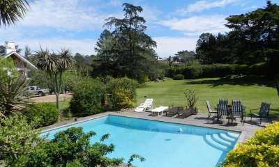 Hermos quincho en venta con 5000 m2 de terreno Golf