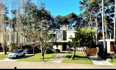 Casa Espectacular de 4 Suites en Playa Brava