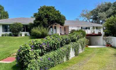 Casa en venta sobre Golf