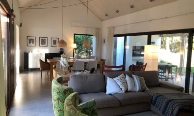 Casa en venta en venta en Parque Burnet