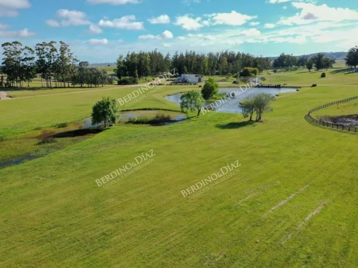 Chacra ID.2337 - Chacra con casa en venta en Barrio El Quijote La Barra