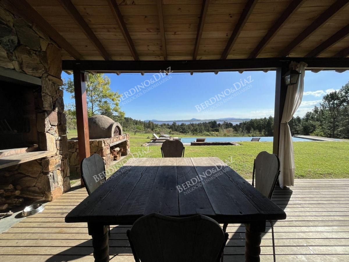 Chacra ID.2332 - Chacra en venta 17 hectareas con casa sobre Laguna del Sauce