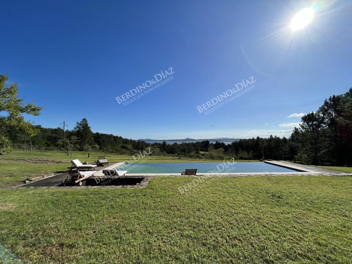 Chacra ID.2332 - Chacra en venta 17 hectareas con casa sobre Laguna del Sauce