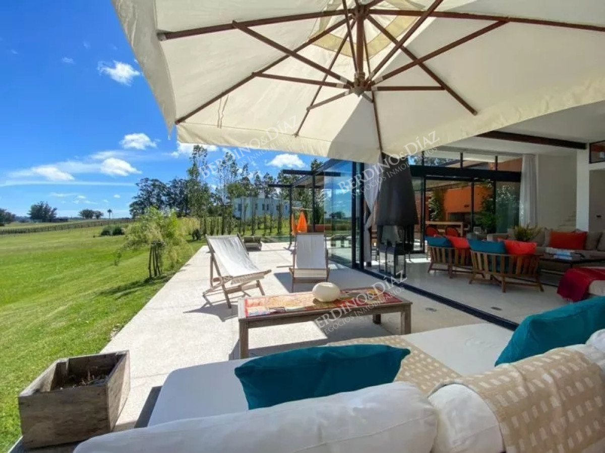 Chacra ID.2337 - Chacra con casa en venta en Barrio El Quijote La Barra