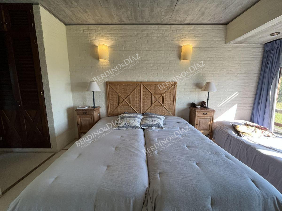 Chacra ID.2332 - Chacra en venta 17 hectareas con casa sobre Laguna del Sauce