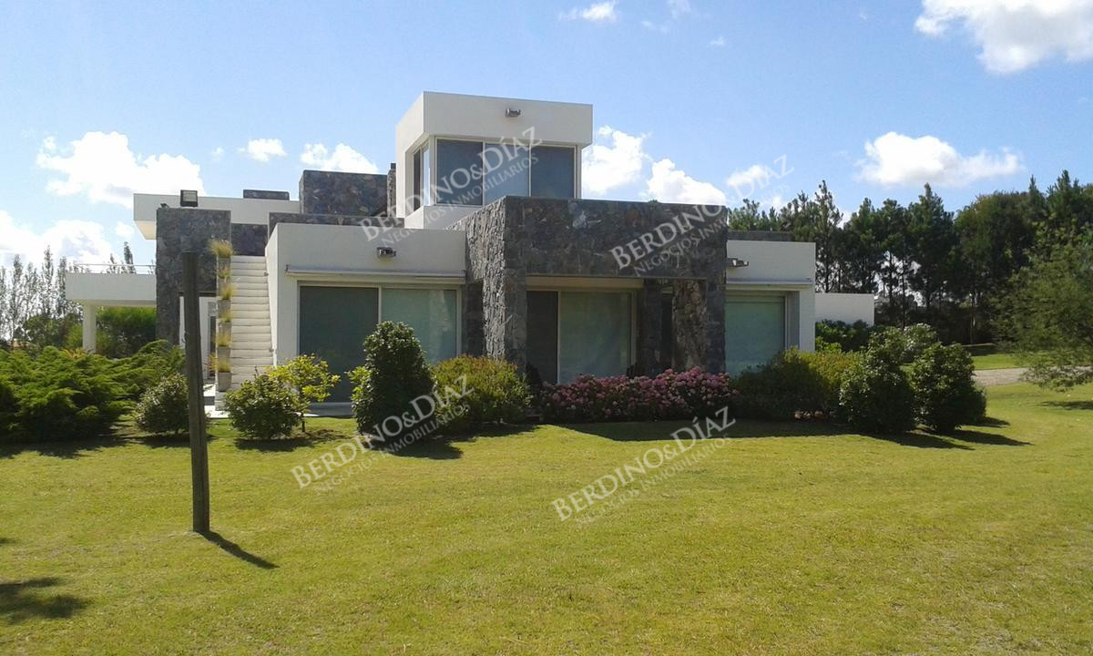 Chacra ID.2164 - Chacra en venta en Punta Piedras Punta del Este 