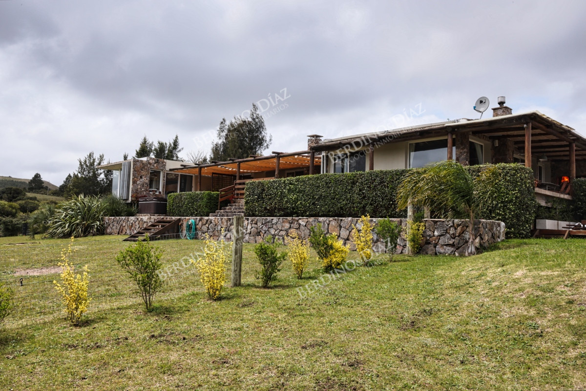 Chacra ID.2375 - Chacra campo de 16 hectareas en venta Zona Pueblo Eden