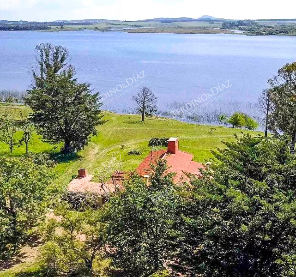Chacra ID.2338 - Chacra con casa 14 hectareas sobre Laguna del Sauce en venta