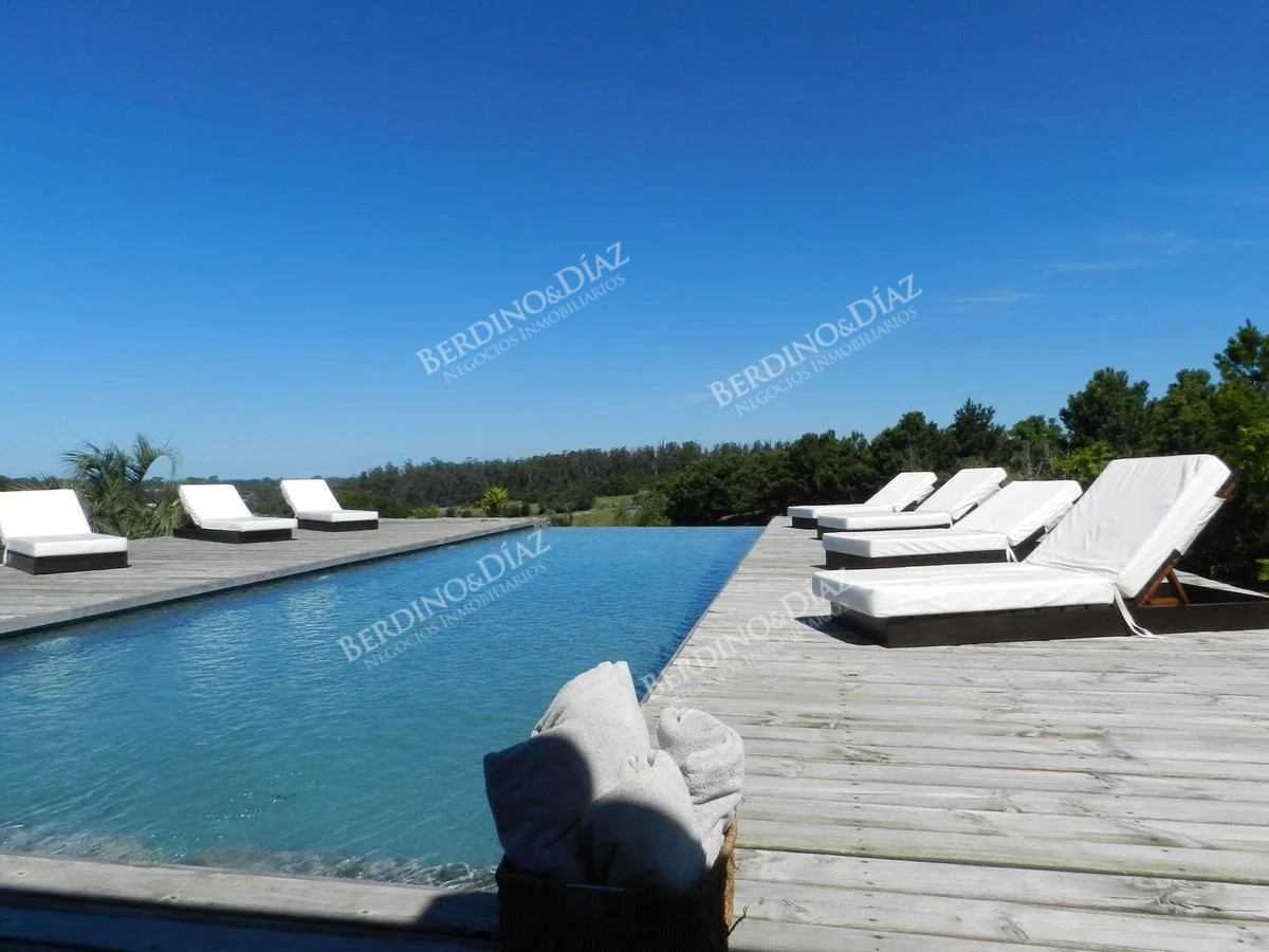 Chacra ID.2136 - Casa chacra en venta en Fraccionamiento La Morada