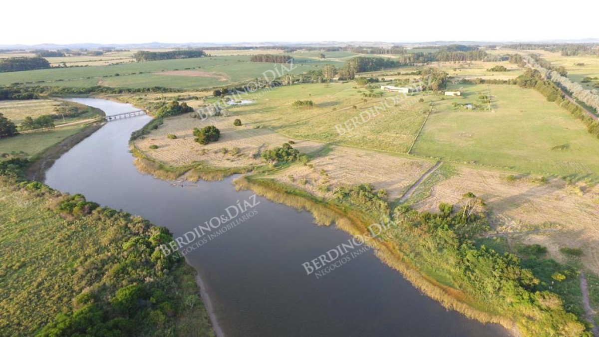 Chacra ID.2376 - Chacra campo en Pueblo Eden La Carolina