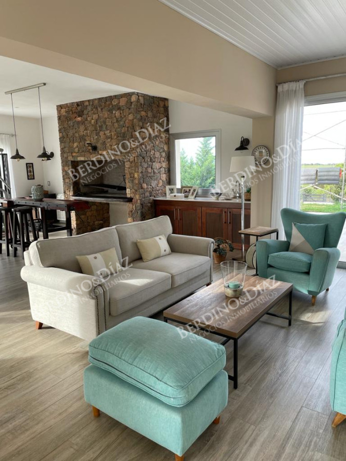 Chacra ID.2370 - Chacra en Cerros Azules en venta de 86 hectareas con hermosa Finca