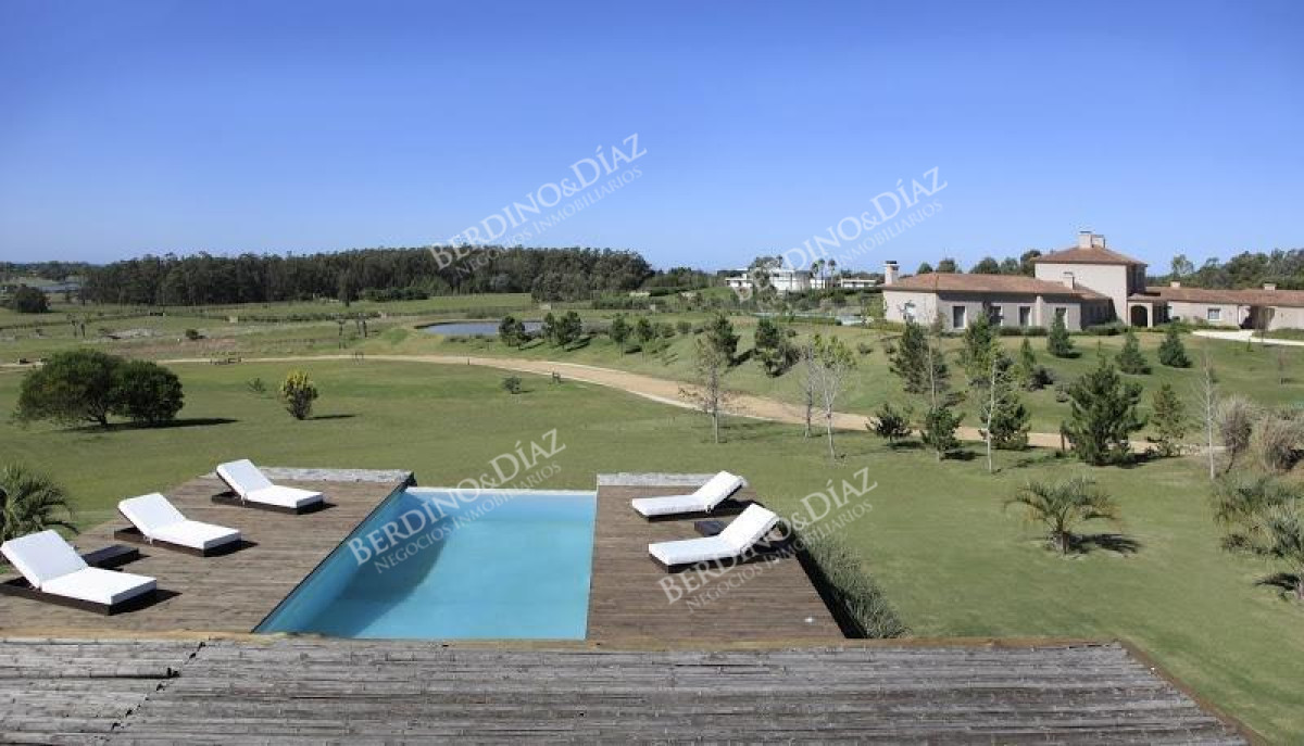Chacra ID.2136 - Casa chacra en venta en Fraccionamiento La Morada