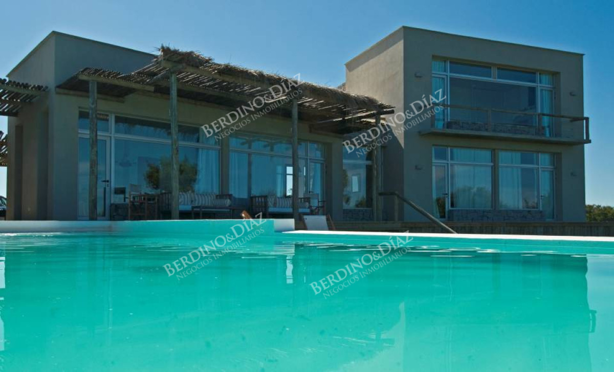 Chacra ID.2381 - Chacra a estrenar en venta en Medellin Jose Ignacio  frente al mar