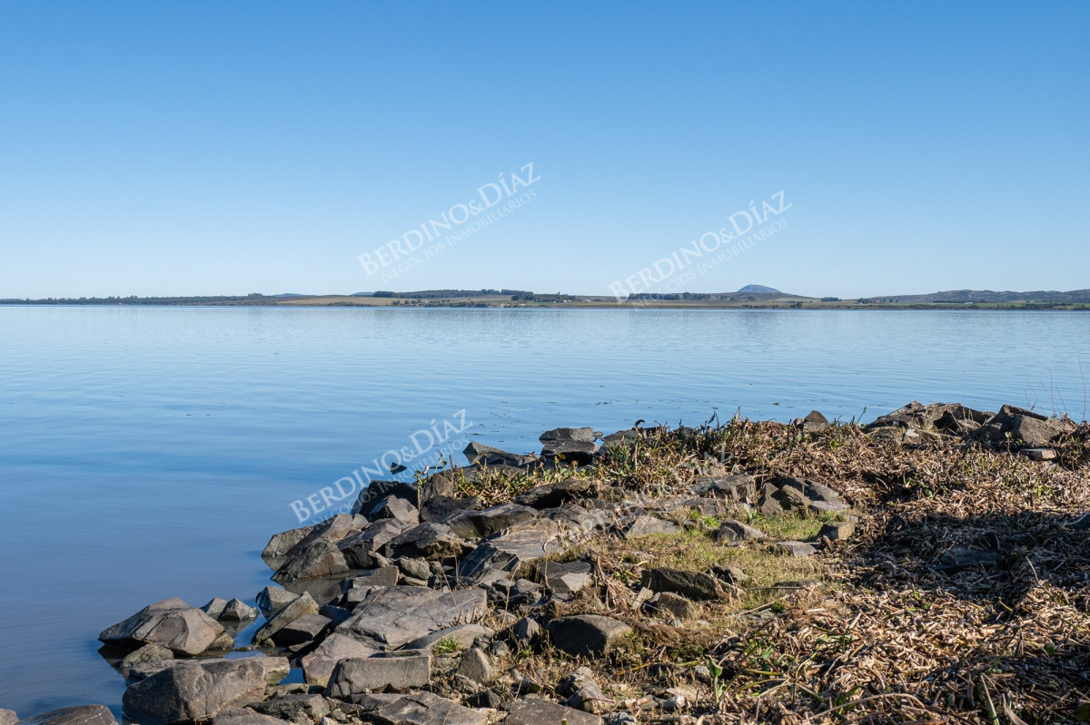 Chacra ID.2379 - Chacra en venta de 7 hectareas en la Bahia de Laguna del Sauce