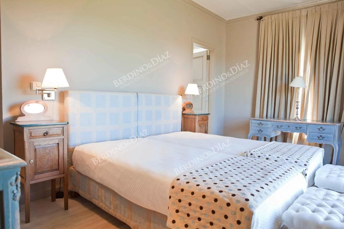 Chacra ID.2209 - Chacra estilo contemporaneo en venta en ( consulte precio )