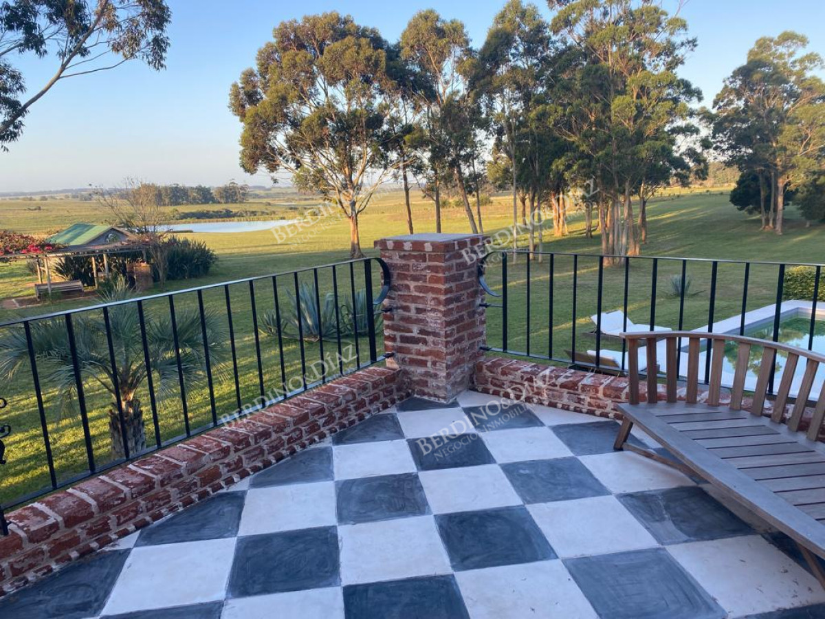 Chacra ID.2365 - Chacra maritima en venta Jose Ignacio con casa estilo Campiña
