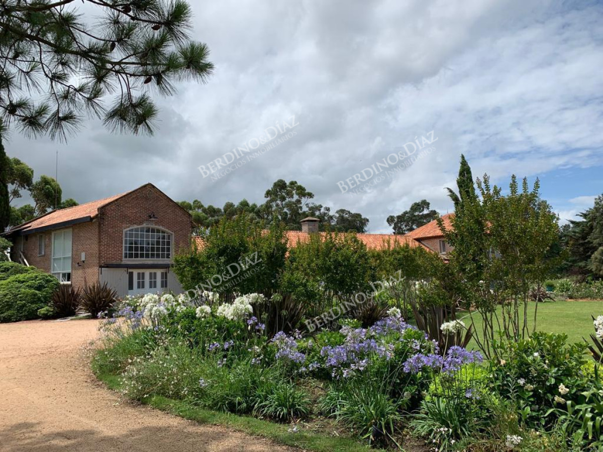 Chacra ID.2365 - Chacra maritima en venta Jose Ignacio con casa estilo Campiña