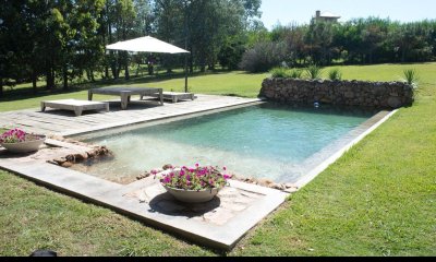 Chacra espectacular en venta construida en piedra Jose Ignacio