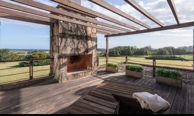 Chacra maritima en venta ocn casa minimalista con vista al mar Jose Ignacio