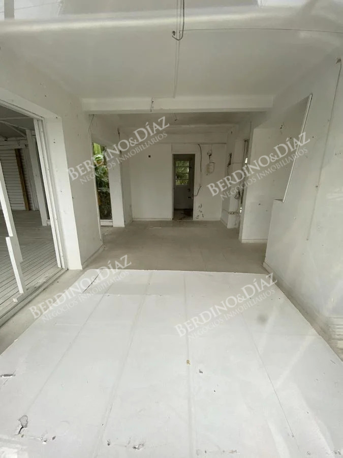 Local Comercial ID.2275 - Local comercial en venta expectacular punto Manantiales