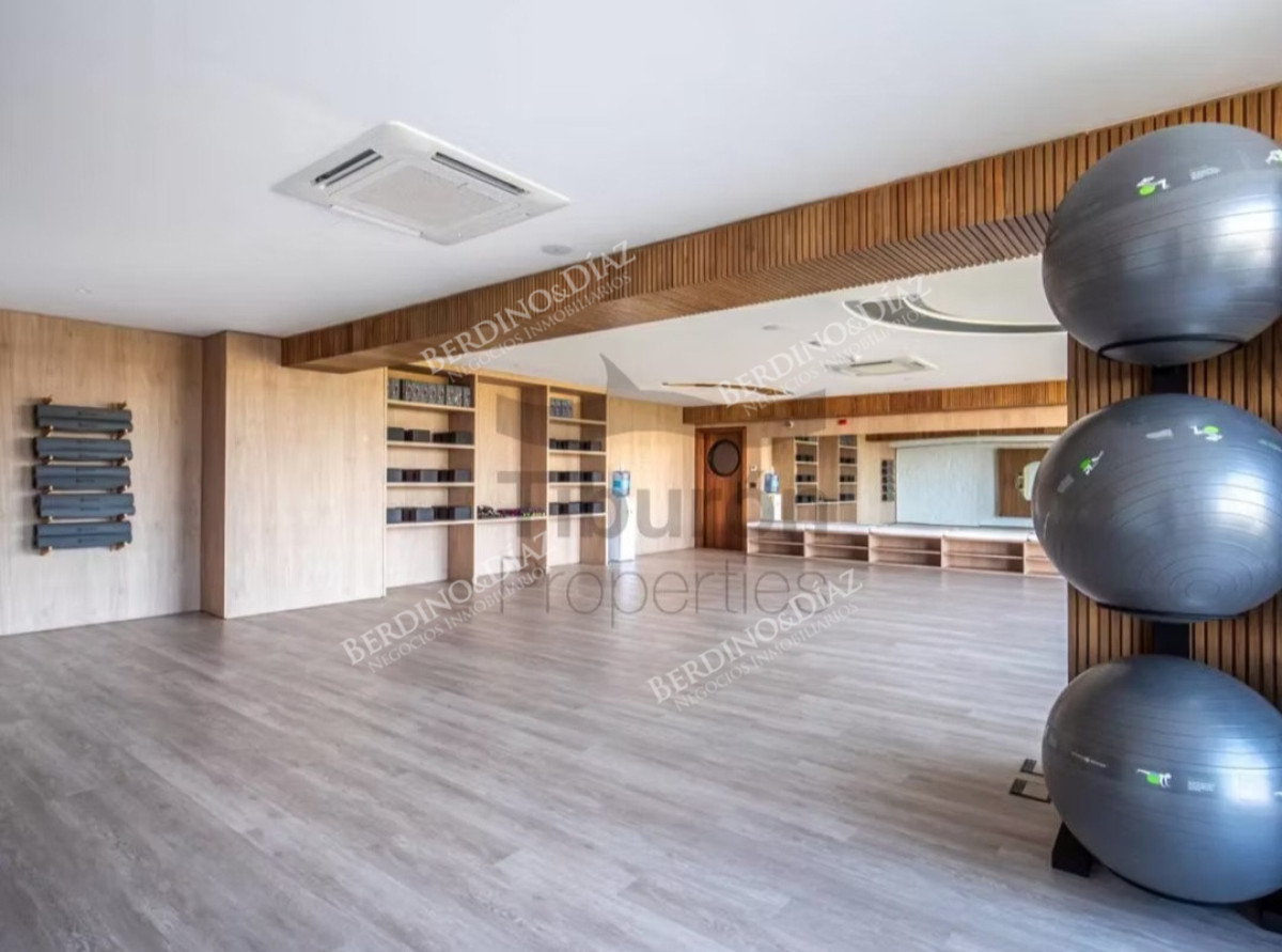 Apartamento ID.2974 - Apartamento en venta  3 dormitorios en Surfside