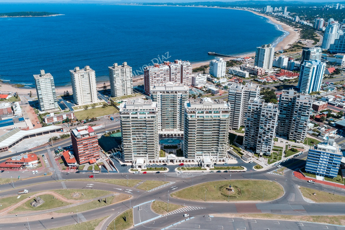 Apartamento ID.911 - Imperiale torre 1 de 3 dormitorios en venta