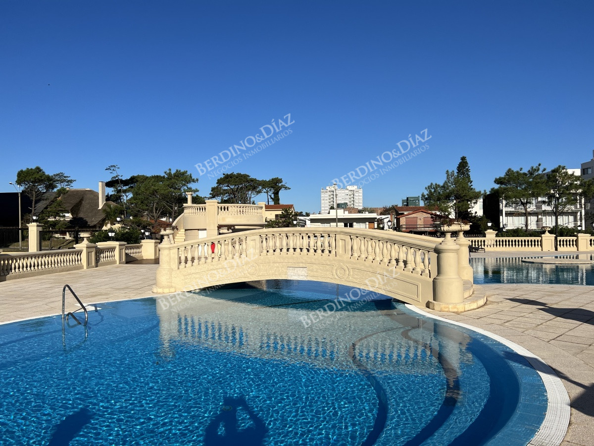 Apartamento ID.2755 - Venta Le Jardin Punta del Este Apartamento 2 dormitorios Mansa