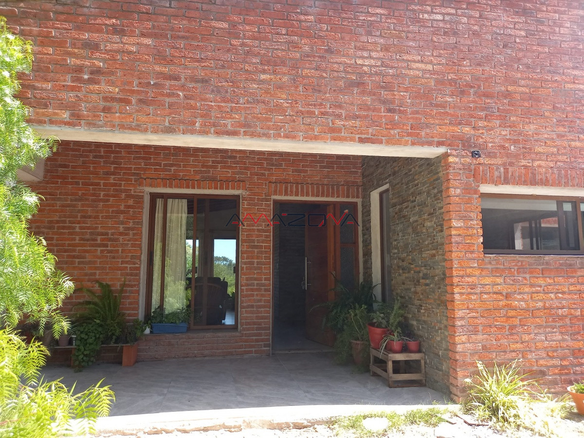 Casa ID.5683 - Club del Lago. Oportunidad!!