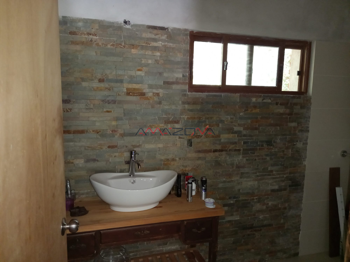 Casa ID.5683 - Club del Lago. Oportunidad!!