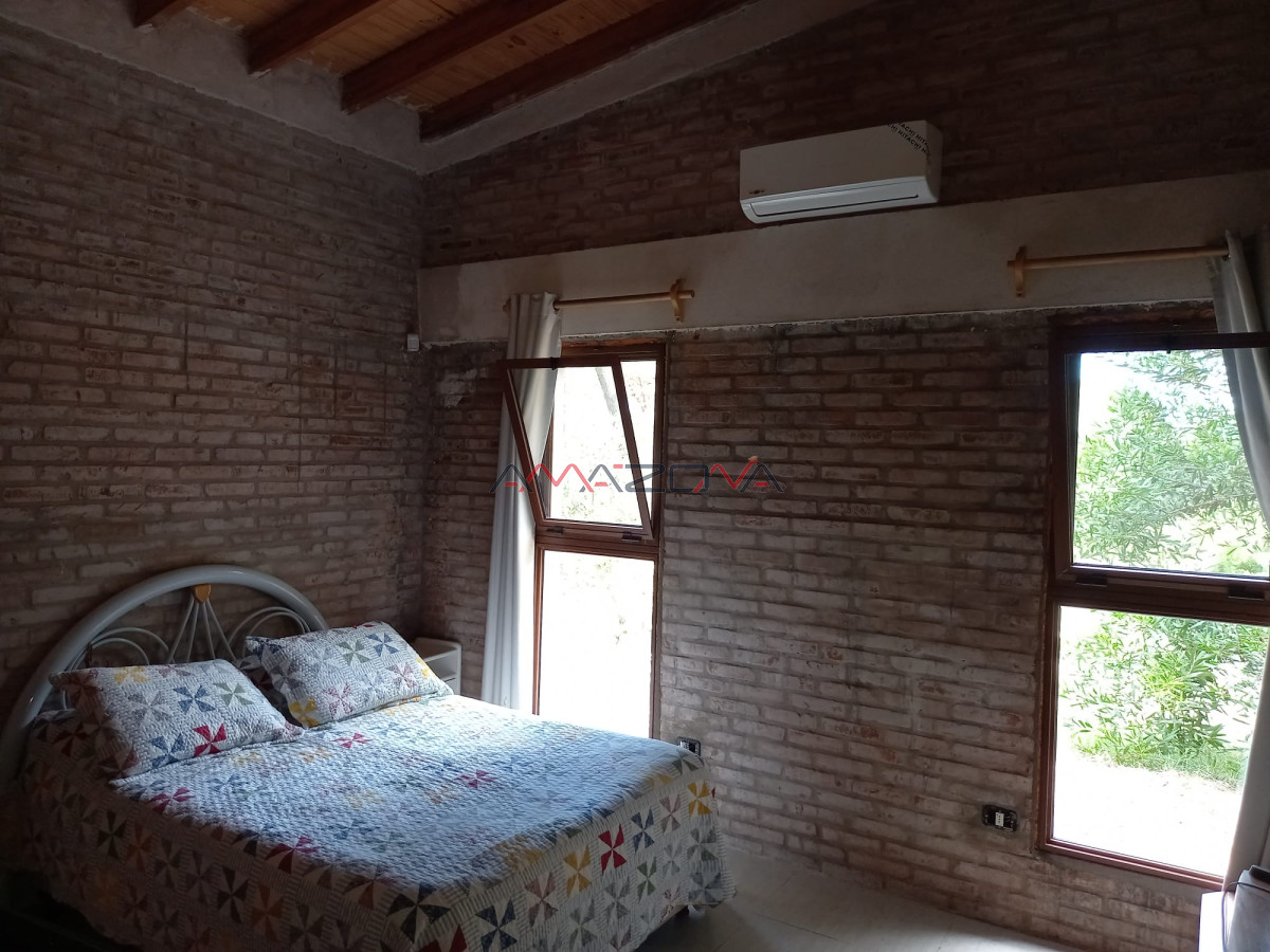 Casa ID.5683 - Club del Lago. Oportunidad!!