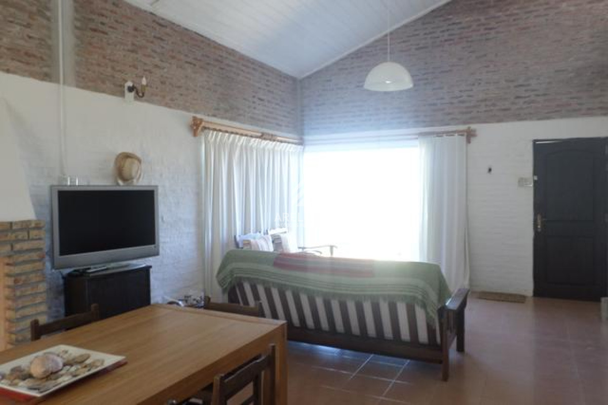 Casa ID.5003 - Oportunidad en Ocean Park!!