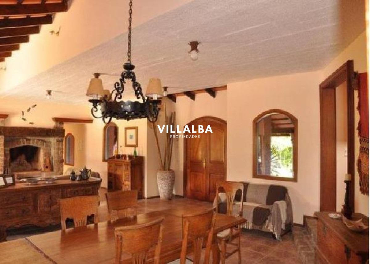 Casa ID.4539 - Increible Casa en La Pataia.