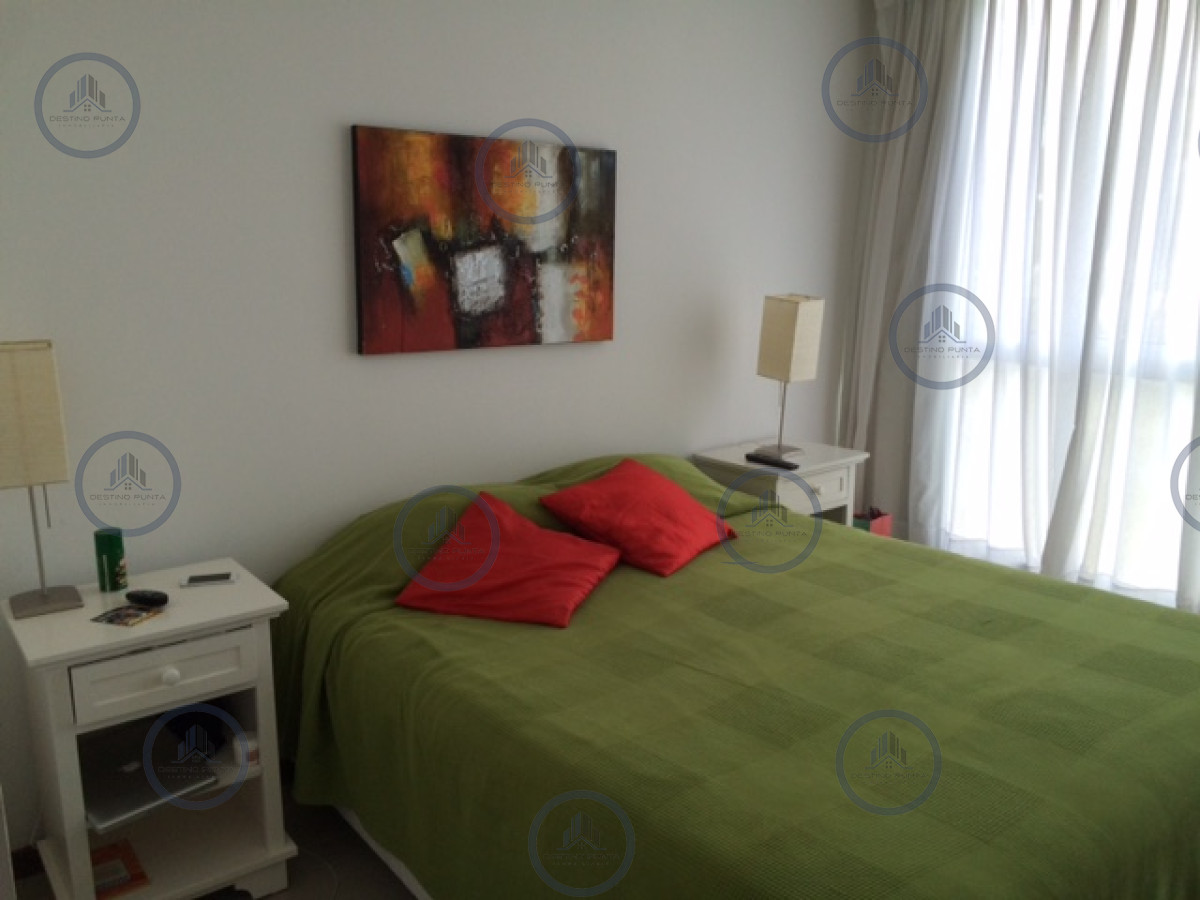 Apartamento ID.2456 - Oportunidad en Venta, Apartamento de 2 Dormitorios con Vista al Mar,, Punta Ballena