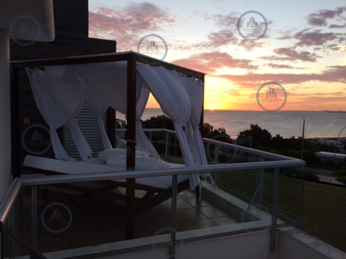 Apartamento ID.2456 - Oportunidad en Venta, Apartamento de 2 Dormitorios con Vista al Mar,, Punta Ballena