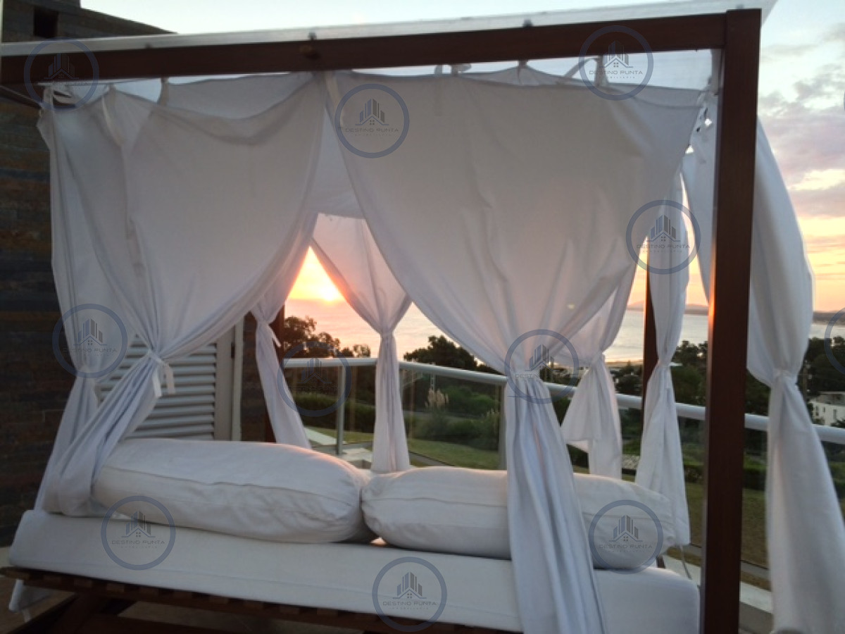 Apartamento ID.2456 - Oportunidad en Venta, Apartamento de 2 Dormitorios con Vista al Mar,, Punta Ballena