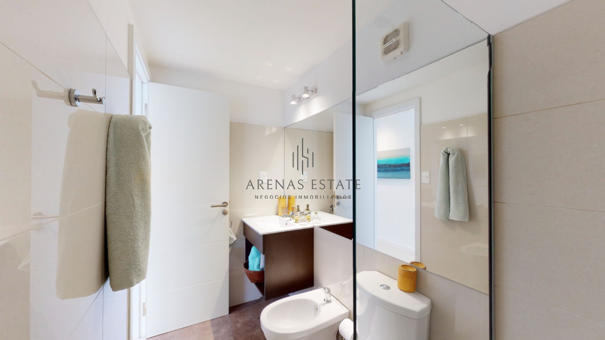 Apartamento ID.4164 - Oportunidad en Torre Cardinal con Renta asegurada