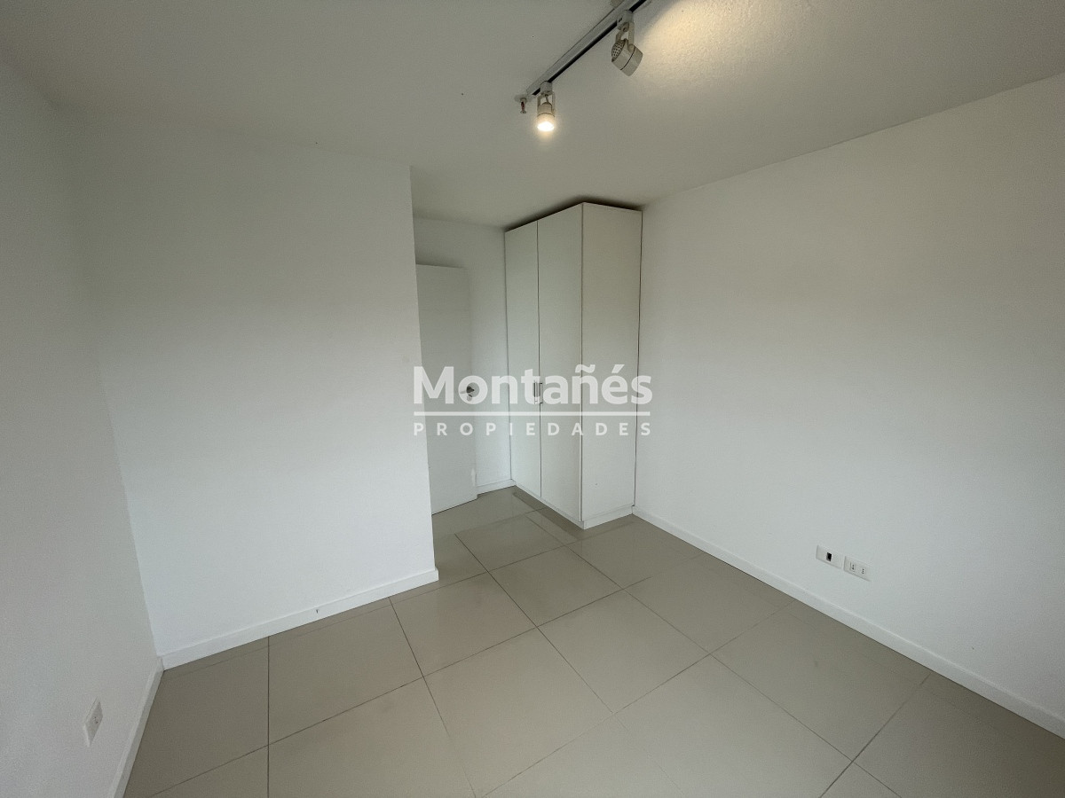 Apartamento ID.10408 - Oportunidad en Torres Cardinal con renta asegurada
