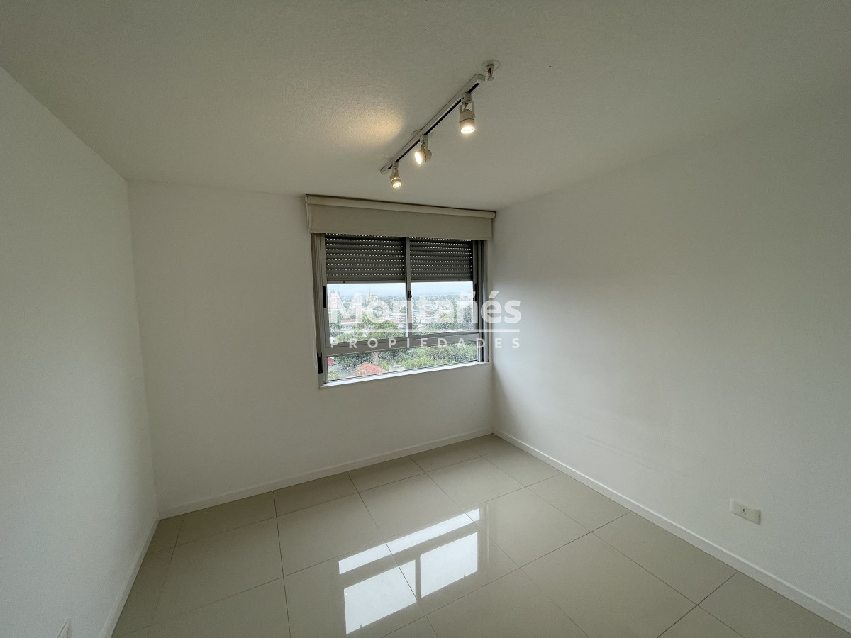 Apartamento ID.10408 - Oportunidad en Torres Cardinal con renta asegurada