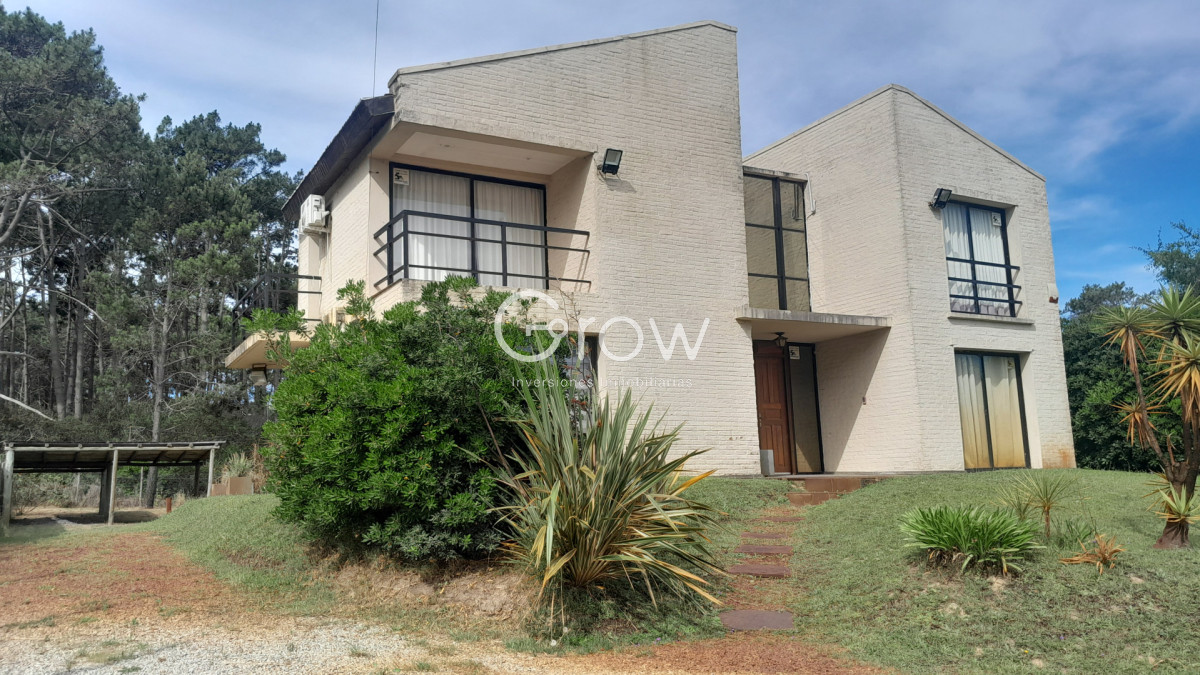 Casa ID.2334 - Excelente Ubicacion!!!