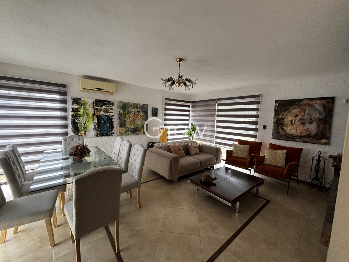 Casa ID.2334 - Excelente Ubicacion!!!