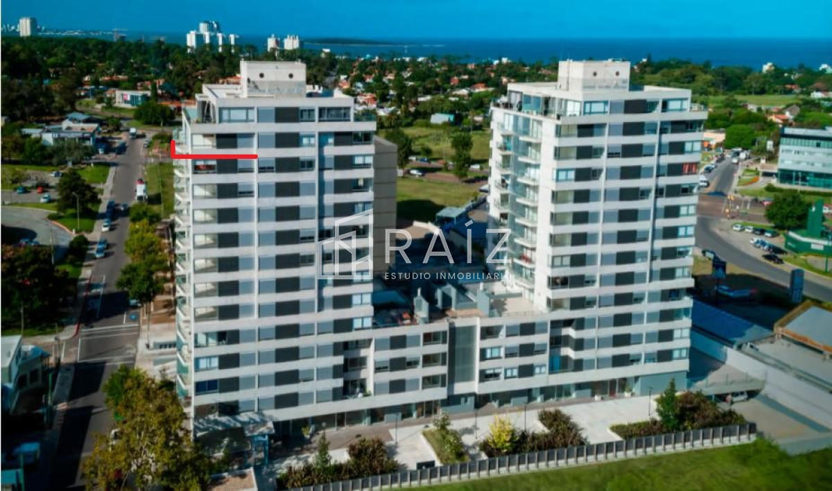 Apartamento ID.11274 - Oportunidad en Torre Cardinal con Renta asegurada