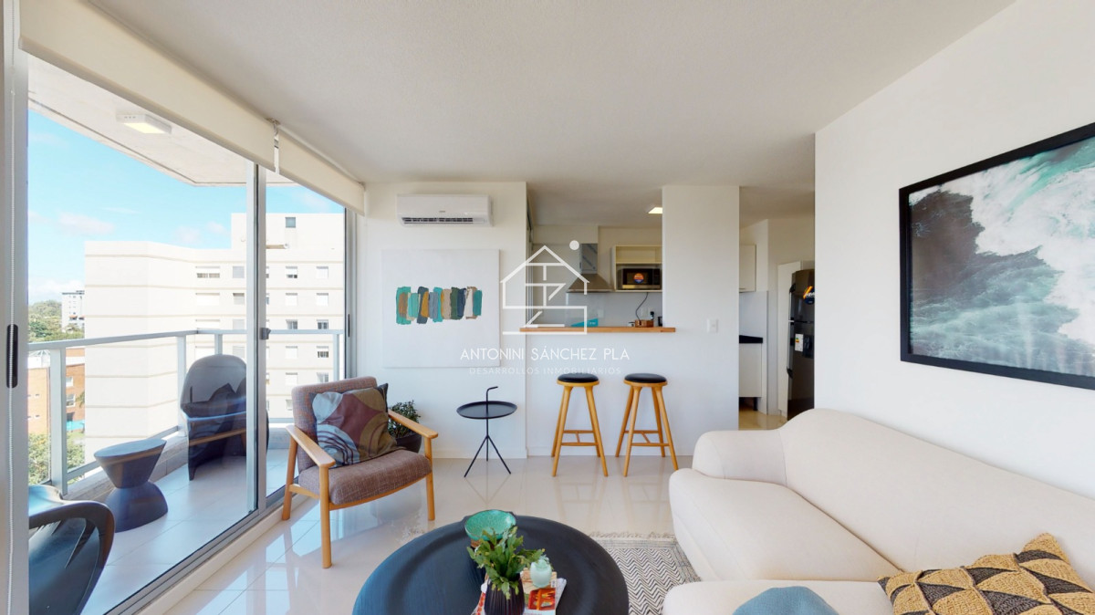 Apartamento ID.3948 - Oportunidad en Torre Cardinal con Renta asegurada