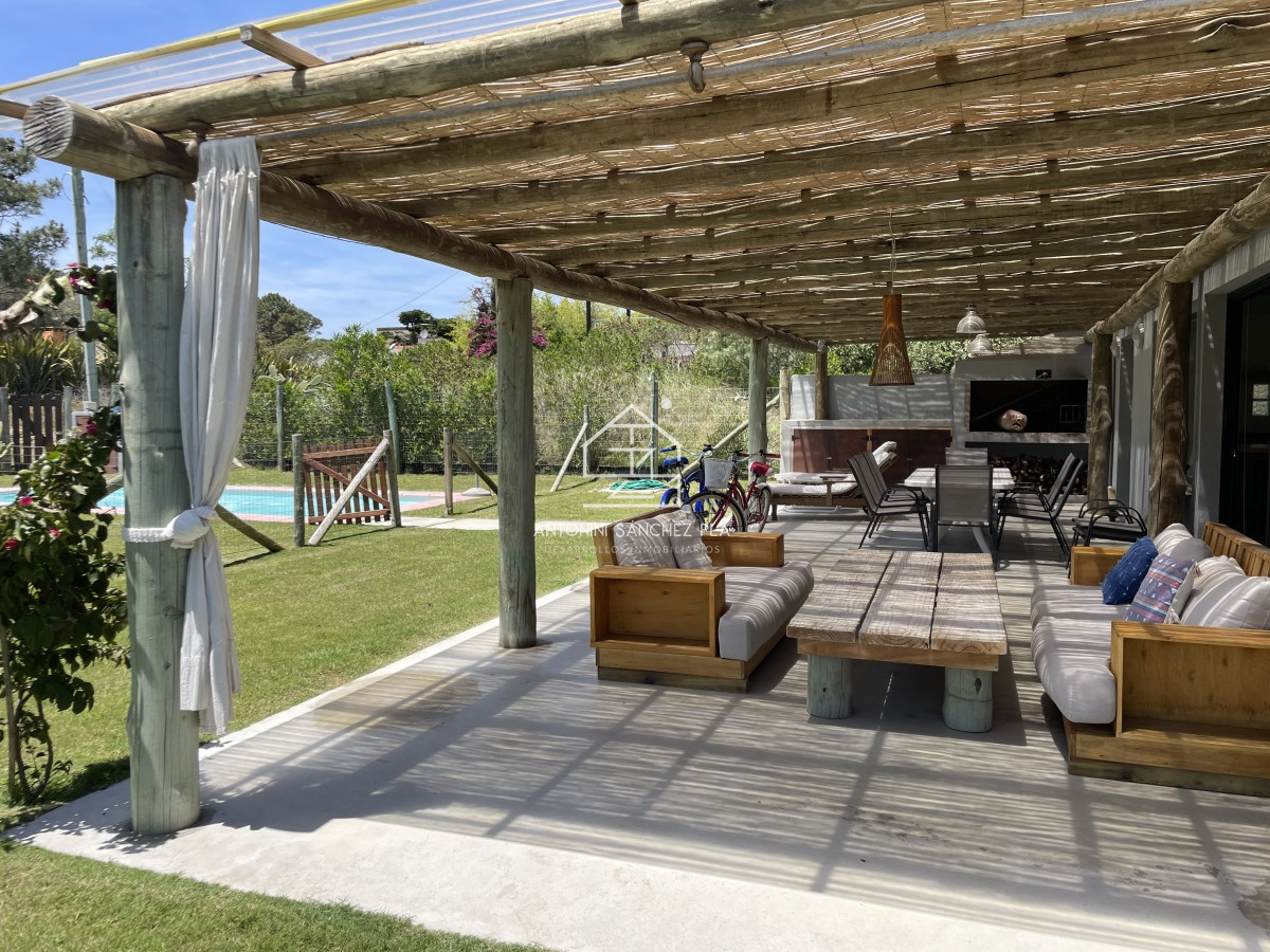 Casa ID.4530 - Disfrutable casa en una planta!