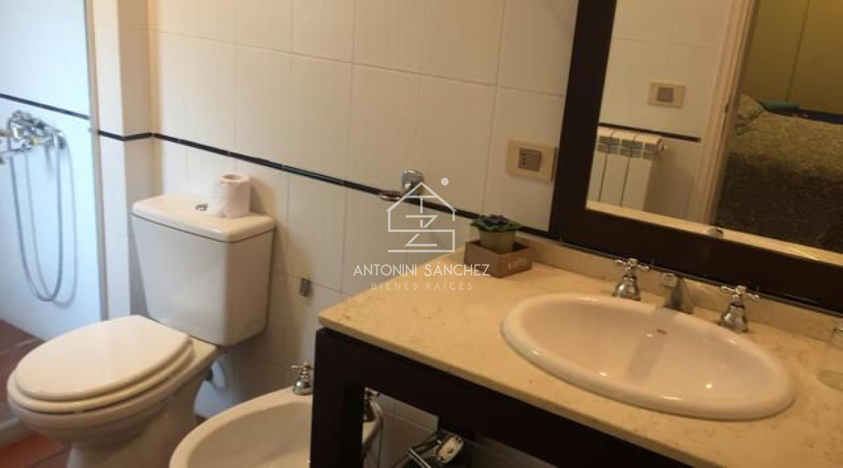 Casa ID.2165 - A muy pocos pasos del mar