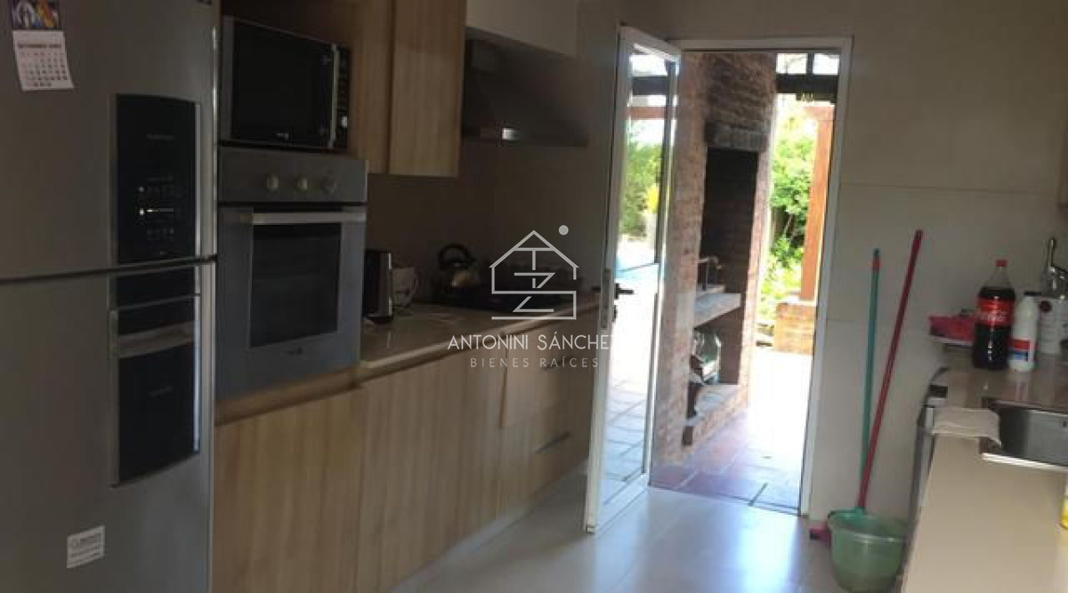 Casa ID.2165 - A muy pocos pasos del mar
