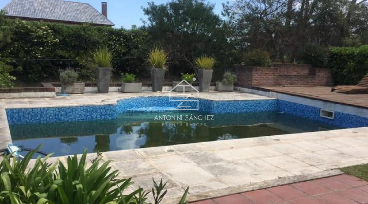 Casa ID.2165 - A muy pocos pasos del mar