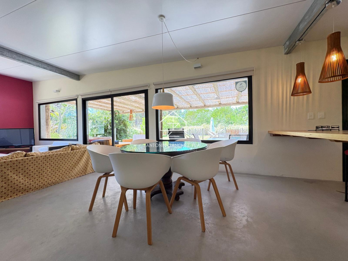 Casa ID.4530 - Disfrutable casa en una planta!