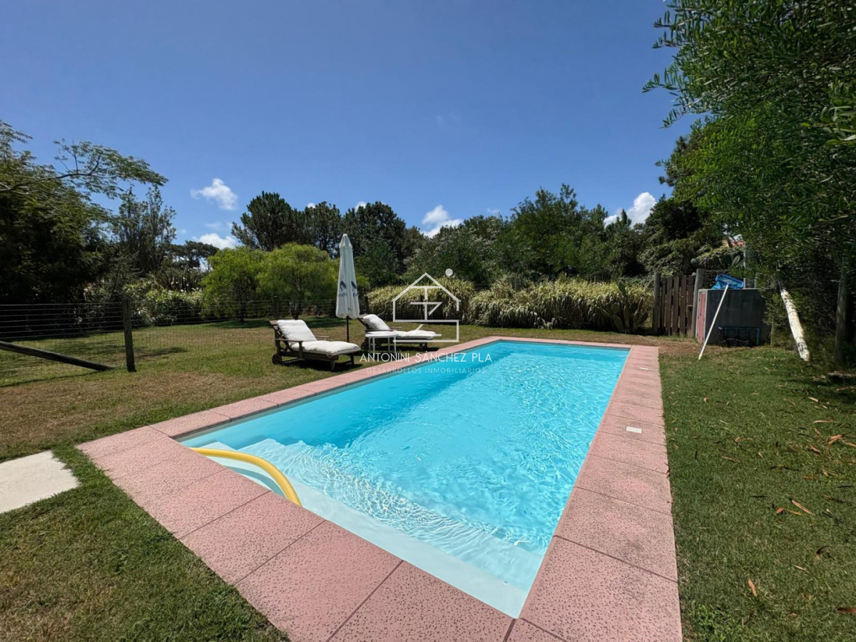 Casa ID.4530 - Disfrutable casa en una planta!