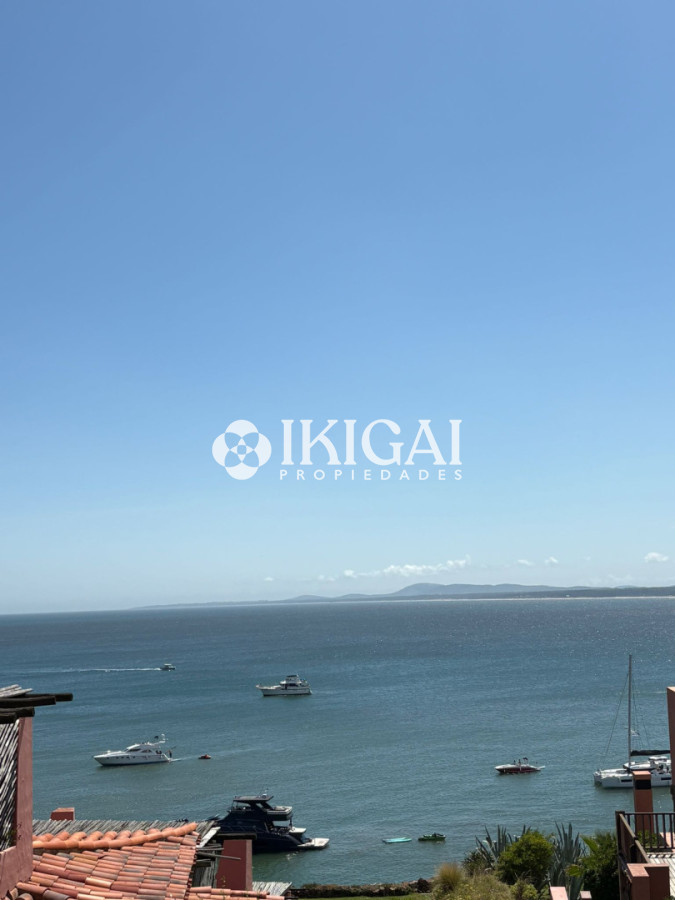 Apartamento ID.1012 - Venta apartamento de 2 dormitorios y 2 baños en Punta ballena.