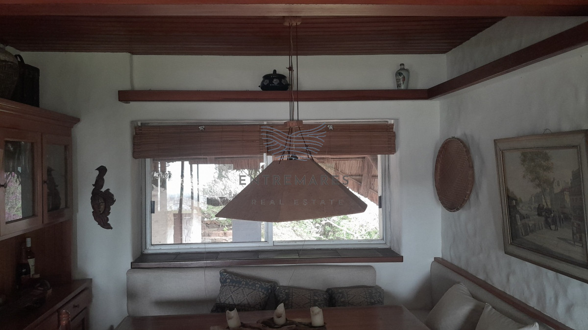 Casa ID.66 - Directamente sobre la Laguna del sauce